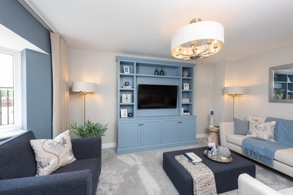 4 bed property in Morinsbury Road, Bedford